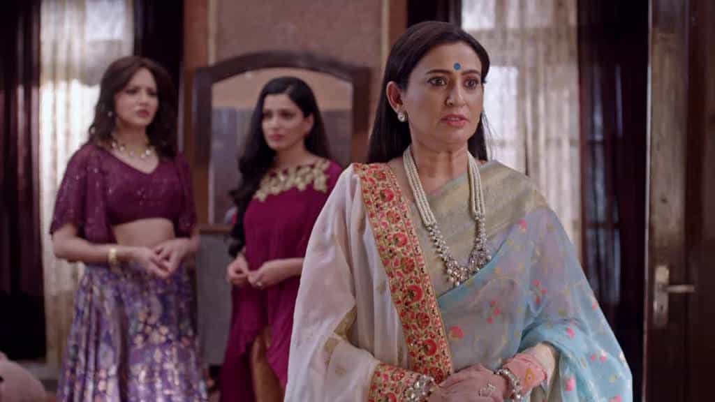 Bhagya Lakshmi - Episode 915